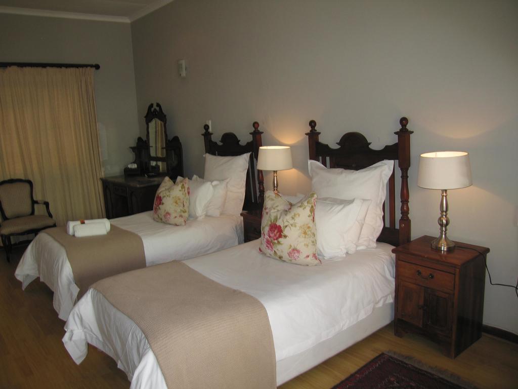 Beaufort Manor Country Lodge Beaufort West Eksteriør bilde